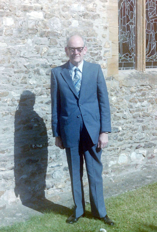 C2001